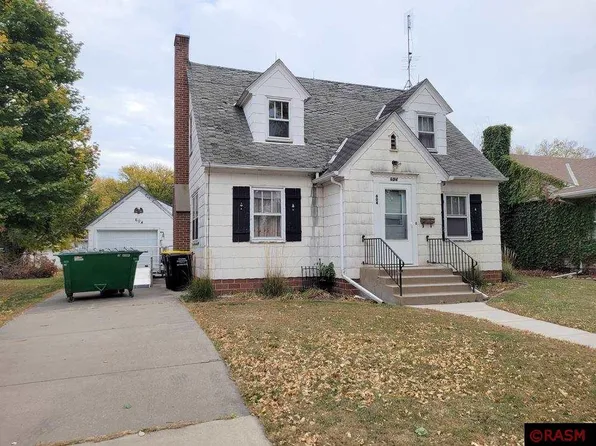604 Park St S, Fairfax, MN 55332