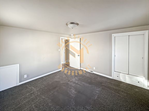 2nd image of 239 Oxford Ave