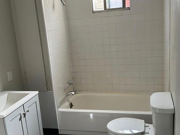 5th image of 5420 Stanton Ave APT 3