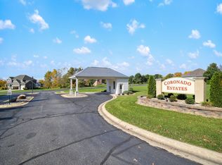 30 Coronado Dr, Jackson, MI 49201