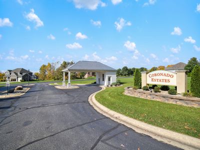 30 Coronado Dr, Jackson, MI, 49201