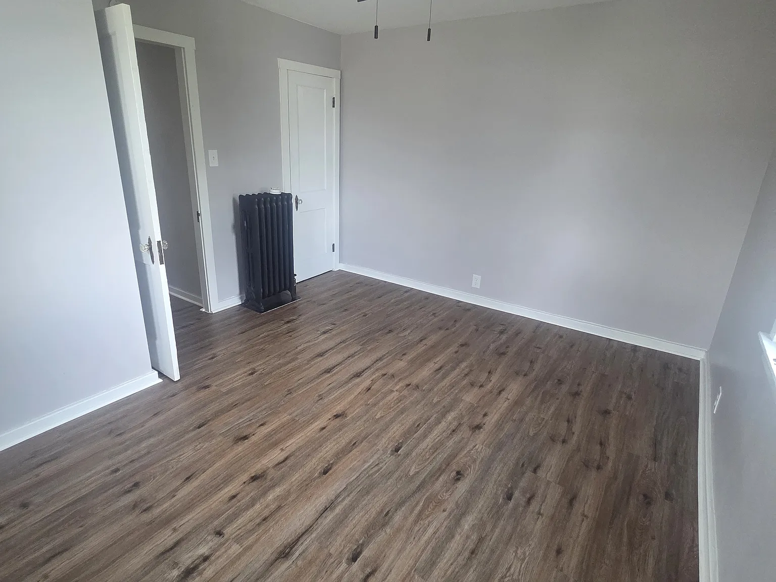 2 bed, $1,200 — Photo 2