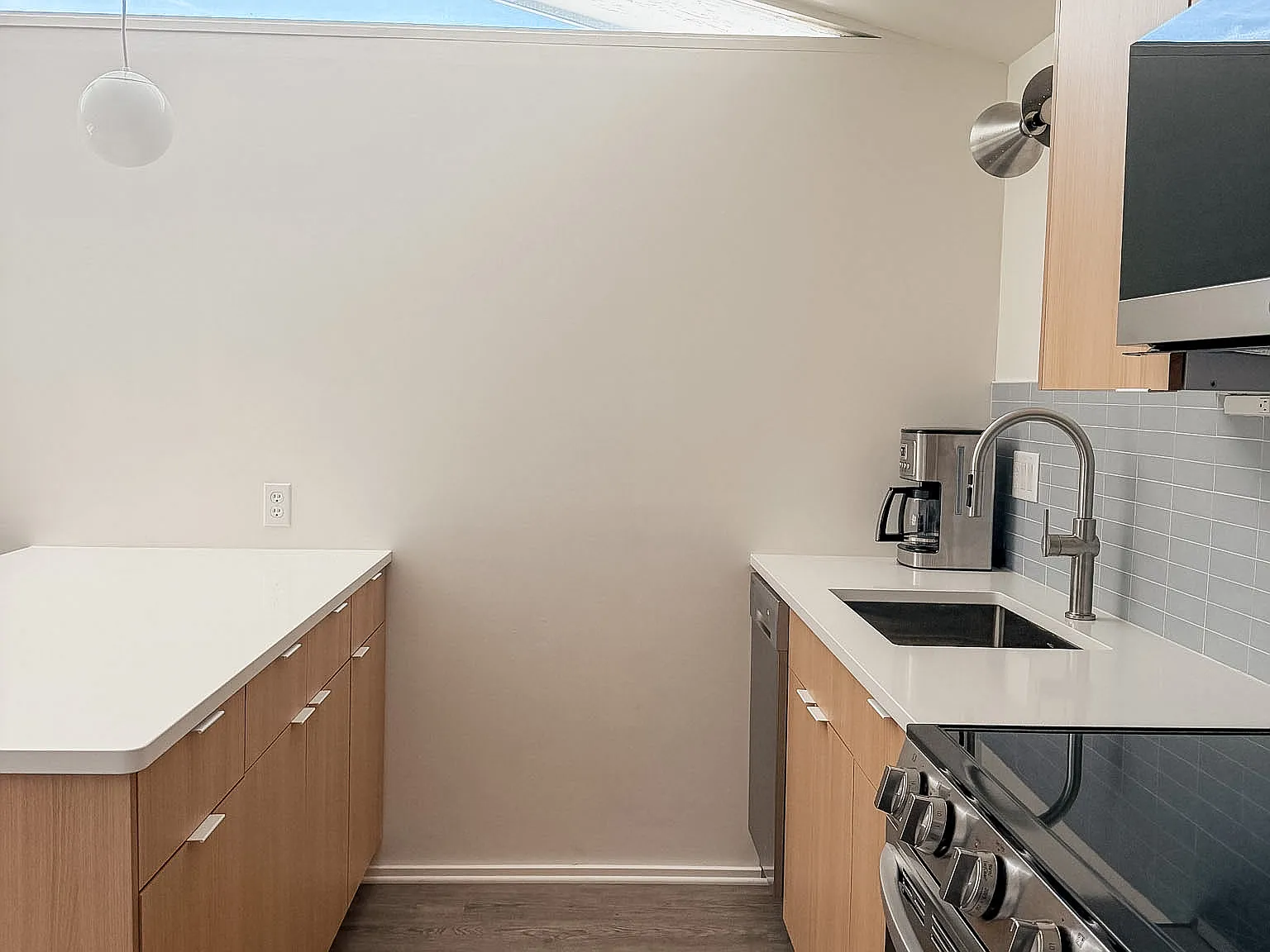 1 bed, 500 sqft, $1,200 — Photo 3