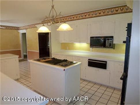 4th image of 2501 Teckla Blvd