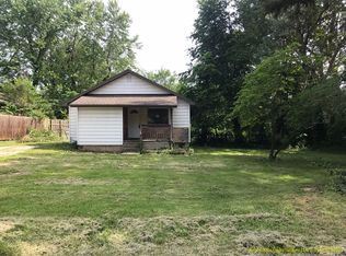 2944 W Page St, Springfield, MO 65802