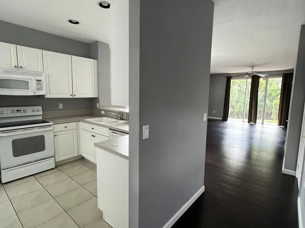 681 NW 42nd Ave, Fort Lauderdale, FL 33317