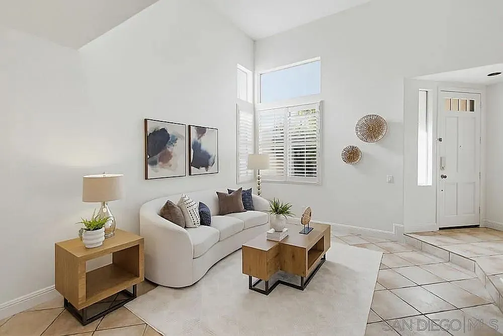 4 bed, 2.5 bath, 2315 sqft, $5,500 — Photo 4
