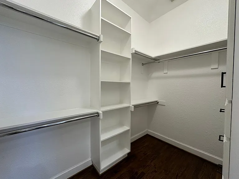 11351 Hilltop Rd — Photo 38