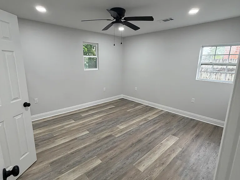 669 Taylorbrook Dr — Photo 8