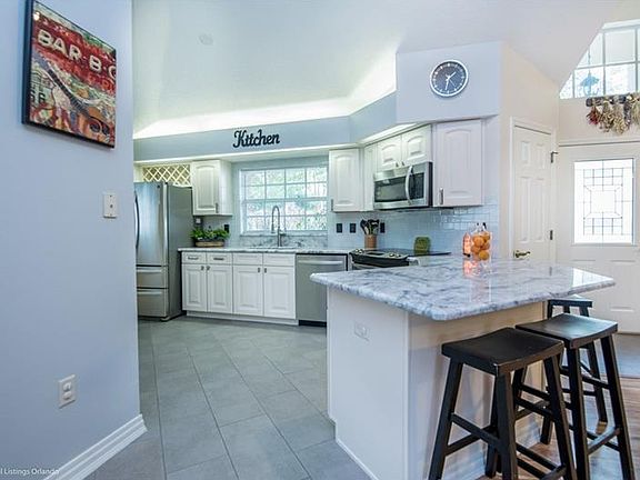 4th image of 5010 Abaco Dr