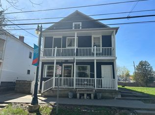 55 Beekman St FLOOR 1, Saratoga Springs, NY 12866