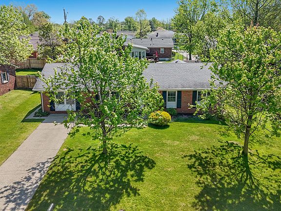 4th image of 113 Westwood Dr