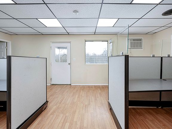 3rd image of 41 Rv Pkwy