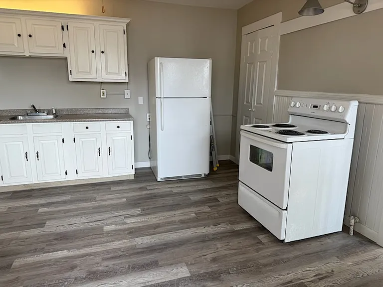 348 Myrtle St #1 — Photo 2