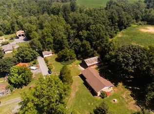 8221 Williams St, Slatedale, PA 18079