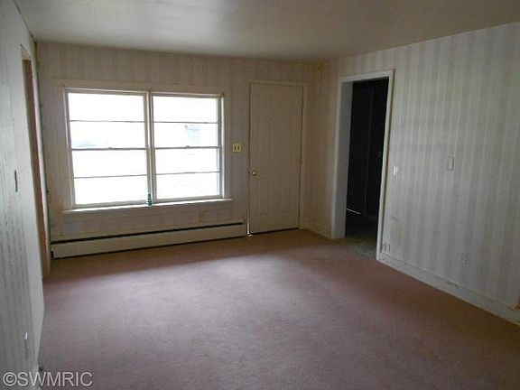 5th image of 1405 Perkins Ave NE