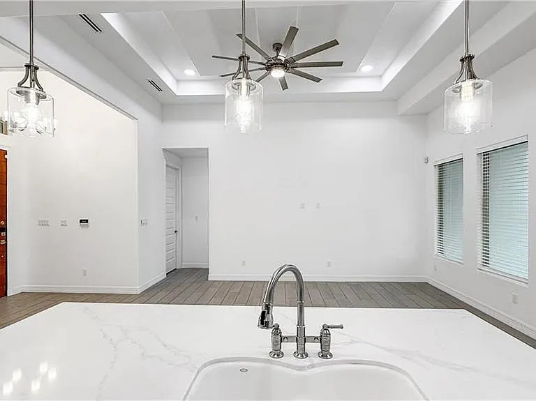 5106 Sebastian Dr — Photo 14