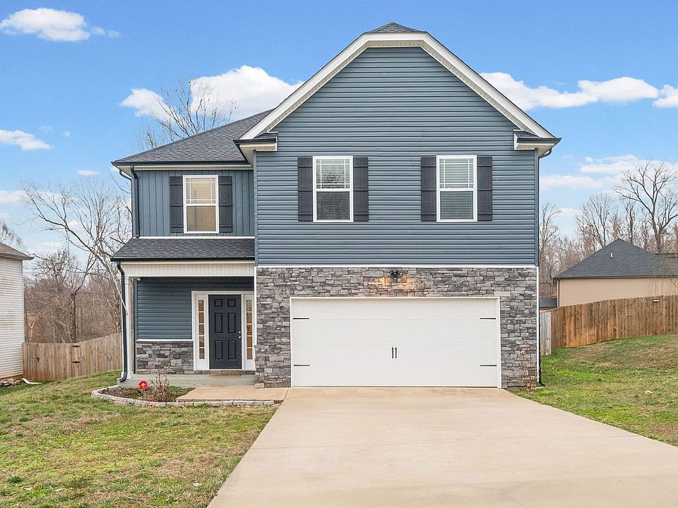 1st image of 1004 Black Oak Cir