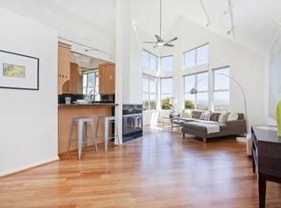 393 Corbett Ave APT C, San Francisco, CA 94114