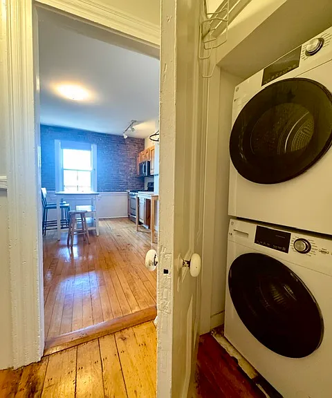 42 Chestnut St — Photo 9