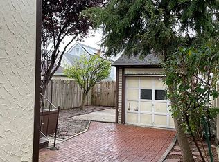 24444 90th Ave, Bellerose, NY