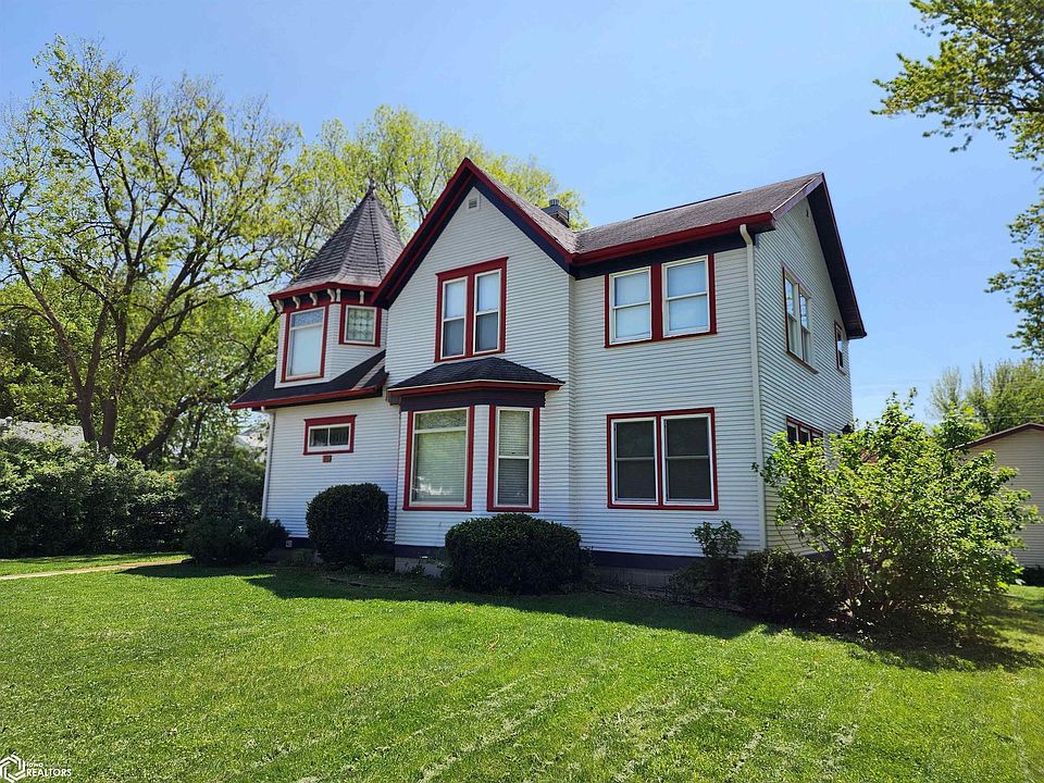 1st image of 809 2nd Ave N