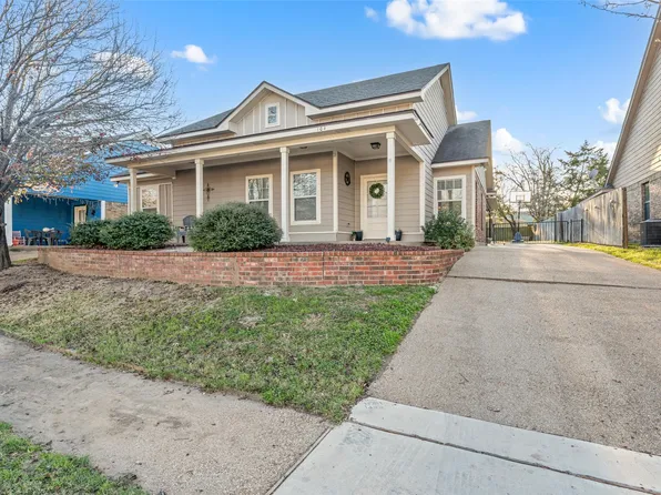 104 Flat Creek Dr, Waco, TX 76706
