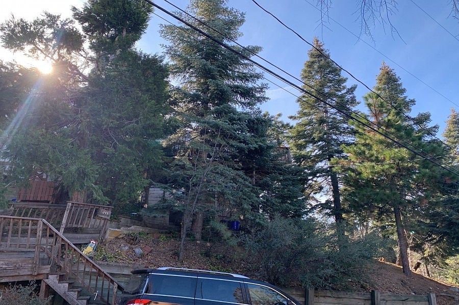 1st image of 341 Emerald Dr