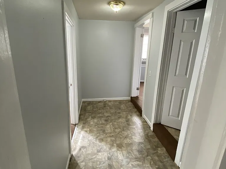 604 N Maple St #2 — Photo 4