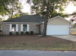 3100 Skyhawk Dr, Crestview, FL 32539