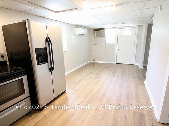 3rd image of 1924 Berkshire Dr #Rsksjmrsn