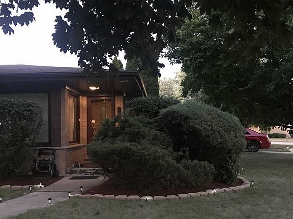 4th image of 16533 Evans Ave