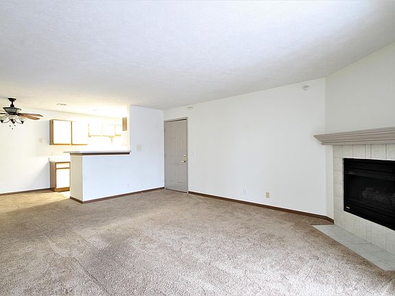 2nd image of 8003 S 48th St APT 303