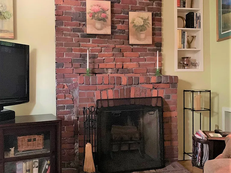 19 Albemarle St #2 — Photo 7