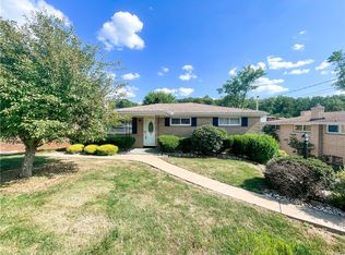 11440 McKee Rd, North Huntingdon, PA 15642