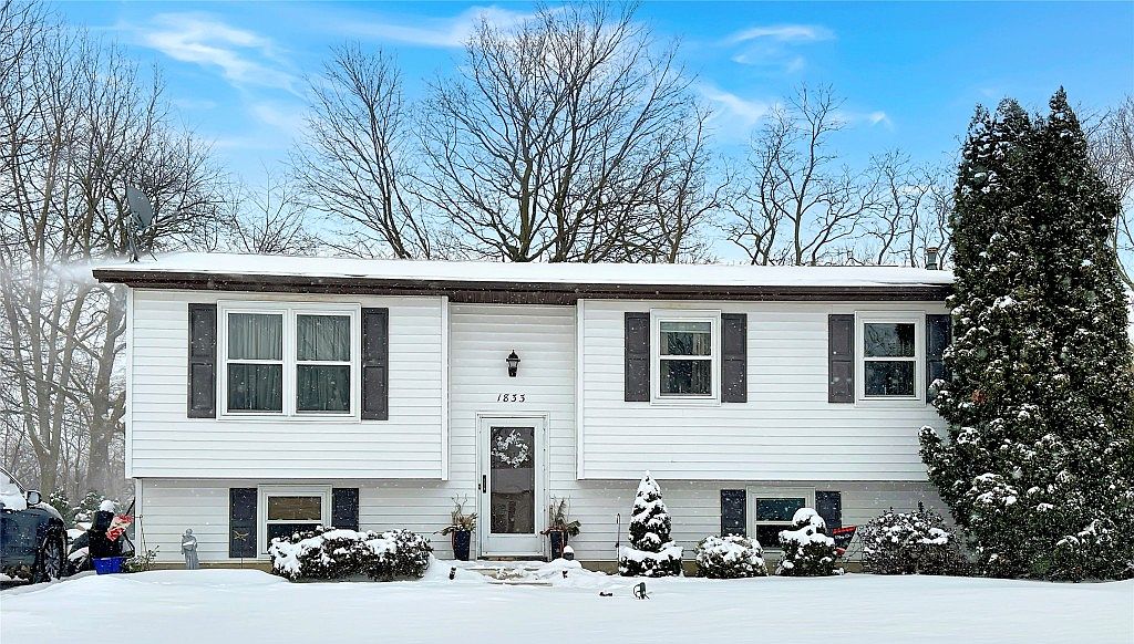 1833 E 33rd St, Erie, PA 16510 | Zillow