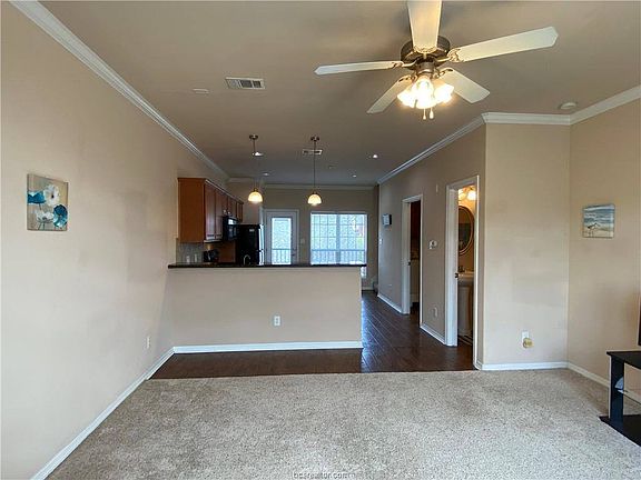 3rd image of 305 Holleman Dr #503