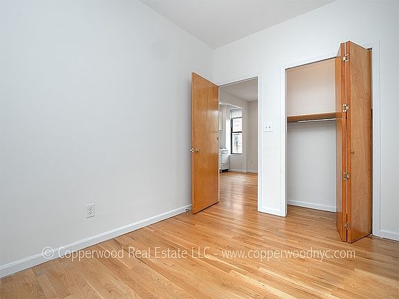 4th image of 1592 1st Ave #3-C