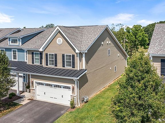 2nd image of 2035 Cool Springs Dr