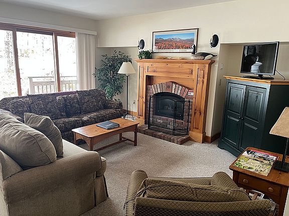 Upper condo Living Room