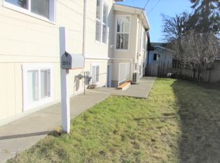2214 E St #A, Bellingham, WA 98225
