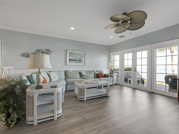 4th image of 11600 1st Avenue Gulf Unit 65