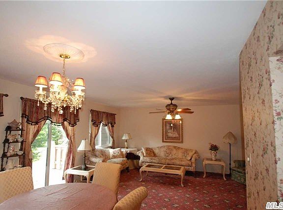 4th image of 137 Southgate Dr