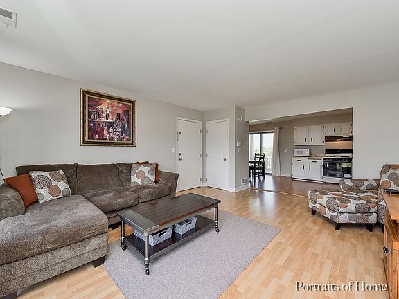 3rd image of 110 S 14th St #110