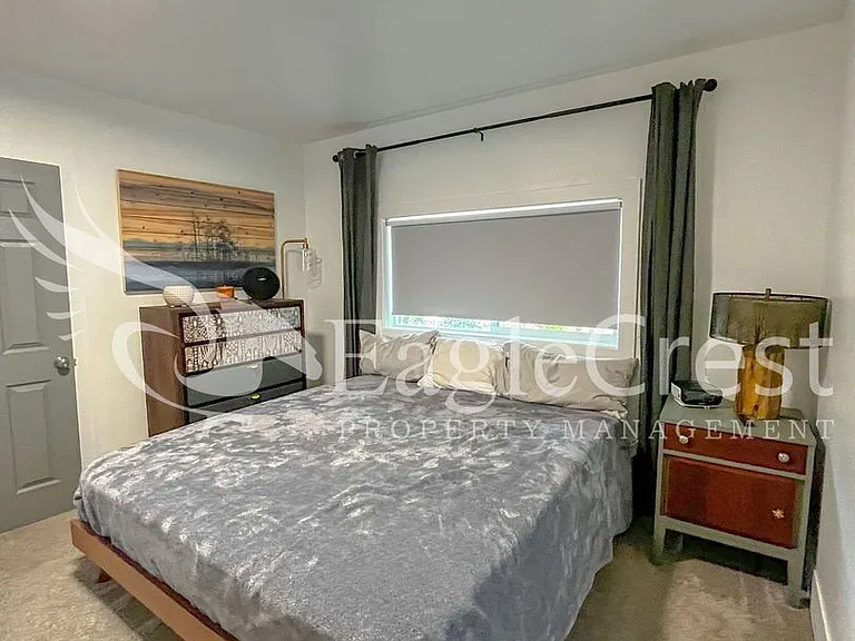 307 S Roosevelt St — Photo 17