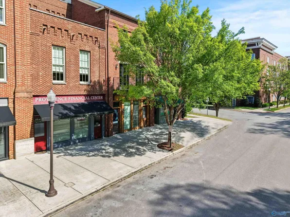 63 Town Center Dr NW, Huntsville, AL 35806