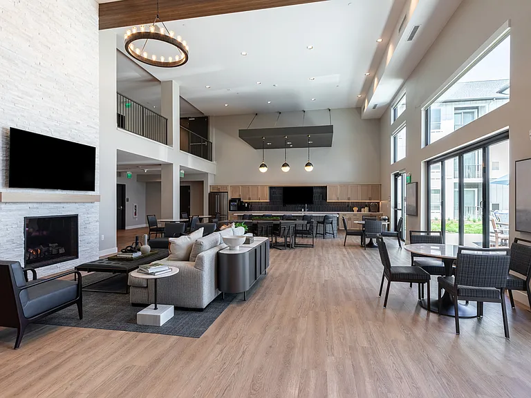 Avenida at Centerra - 55+ Active Adult Apartment Homes — Photo 26
