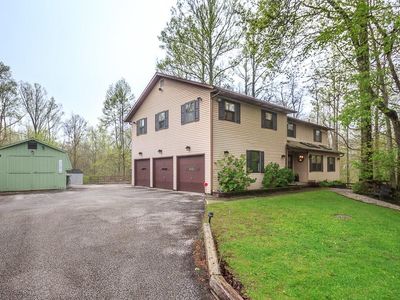 7784 Fairidge Rd, Willoughby, OH, 44094