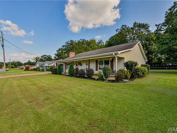 4th image of 1323 Misty Ln