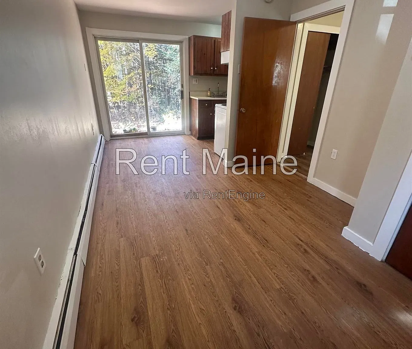 1 bed, 1.0 bath, 425 sqft, $990 — Photo 1